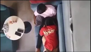 Quay lén ghệ bú mút cho nhân tình nơi công cộng