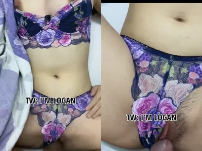Xxx em gấu vú đẹp trong bộ đồ lót tím mới tặng